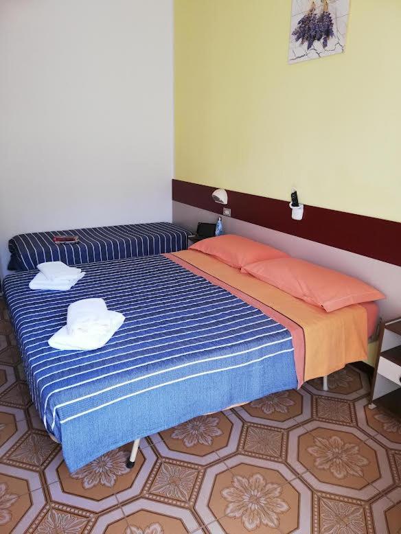 Hotel Cesari Rimini Exterior foto